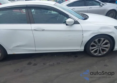 2015 Honda Accord Sport z USA, uszkodzony, nr VIN 1HGCR2F59FA088472